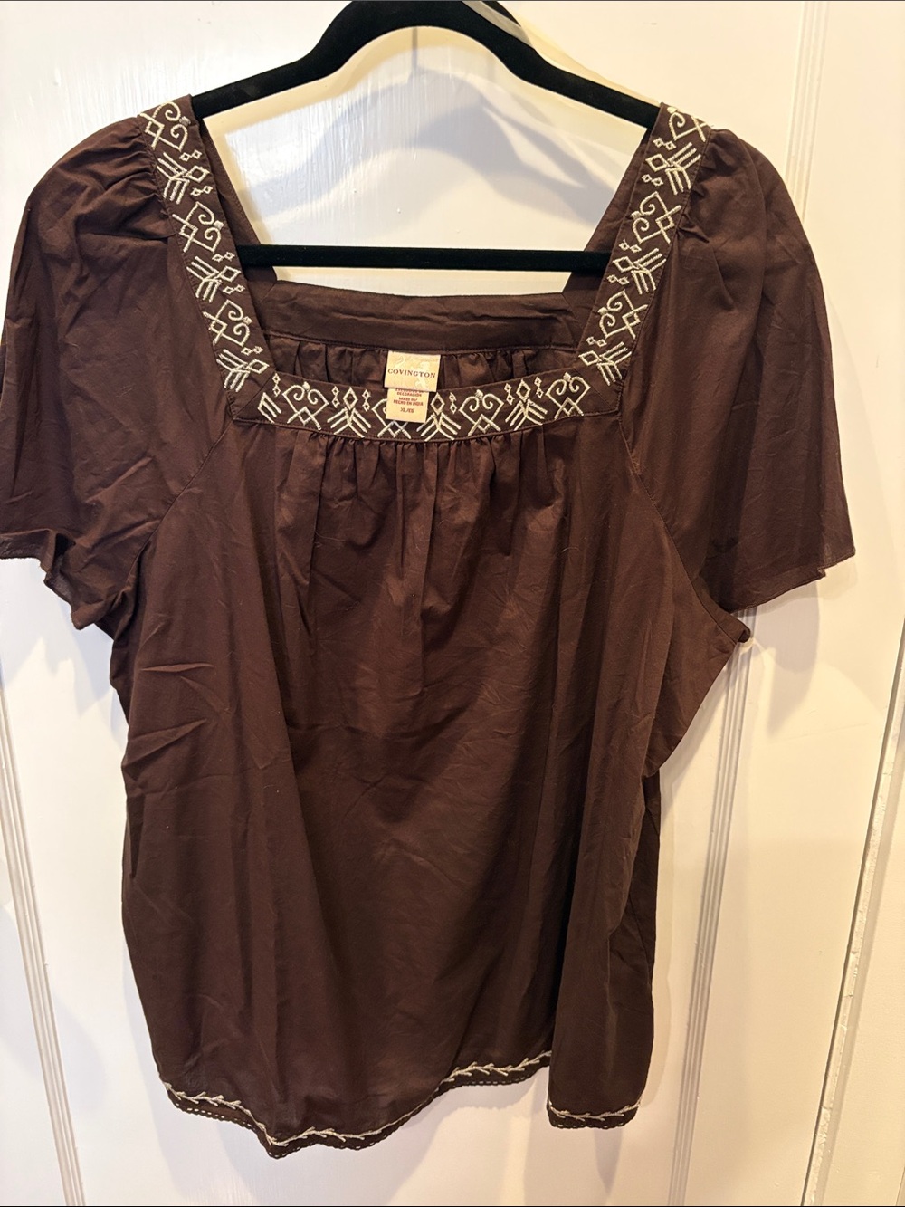 Covington Brown Short-Sleeve Square-Neck Embroidered Tunic Top BN208